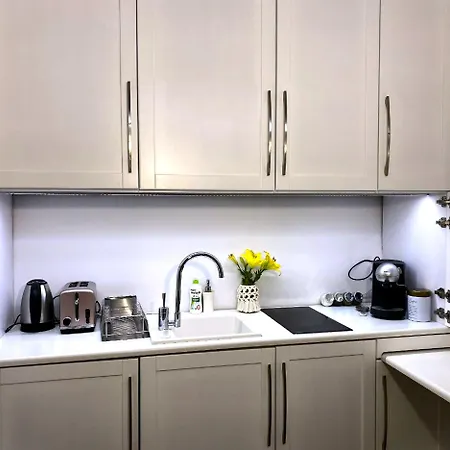 Lotos Apartment *